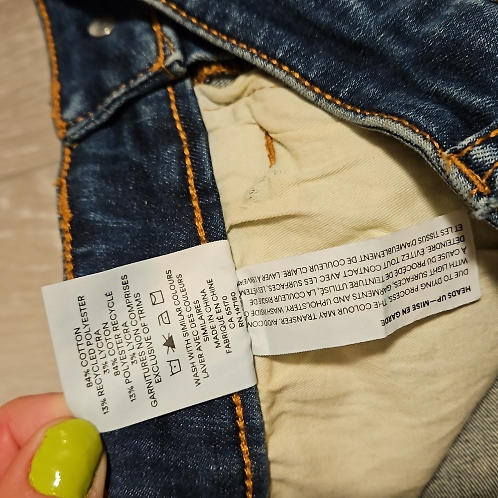 🌈Frank and Oak Debbie Skinny Jeans in Medium/Dark Wash - Picture 7 of 16